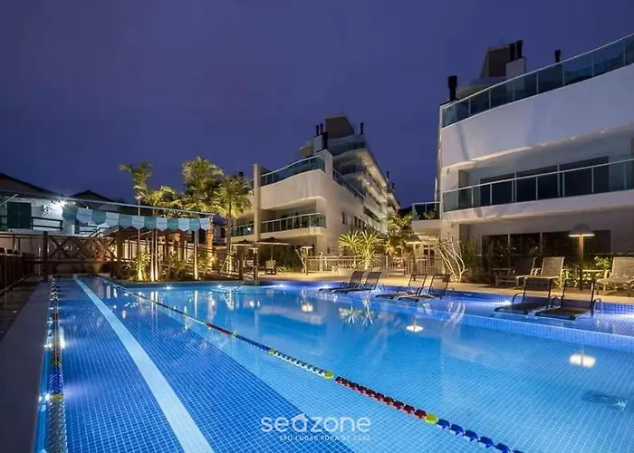 Apto C/Piscina A 2Min Da Praia De Bombas Cva305 Bombinhas